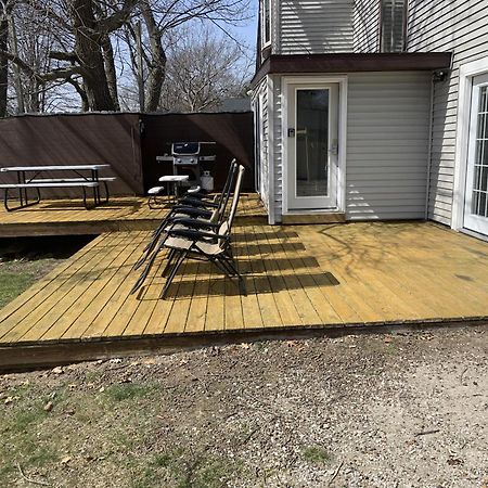Cozy Home Lake Huron With Loft 2 Bedroom 1 Bathroom Au Gres المظهر الخارجي الصورة